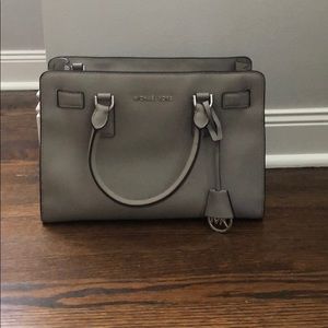 Michael Kors purse, lightly used